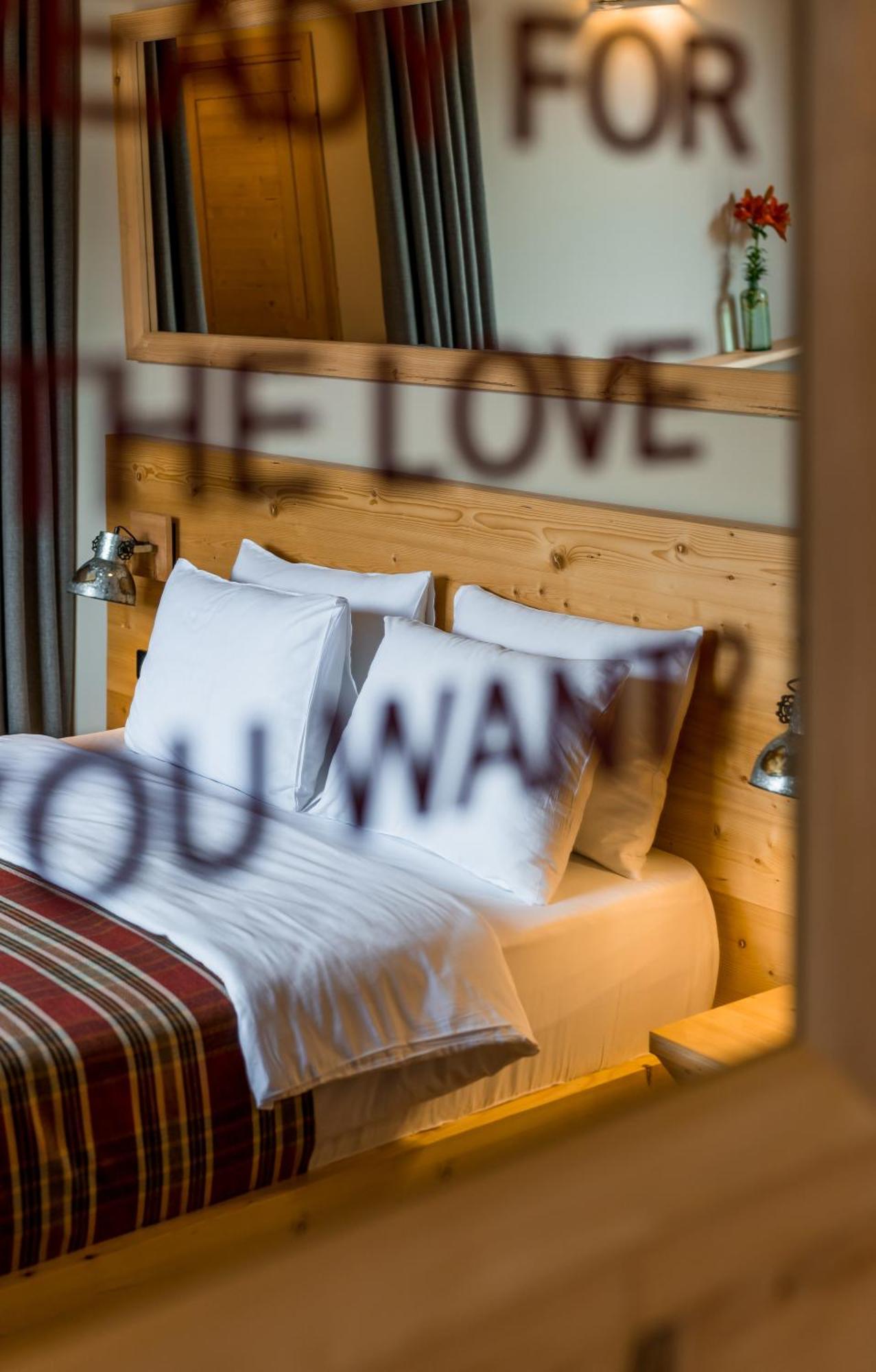 1740 Boutique Hotel Kazbegi Kültér fotó